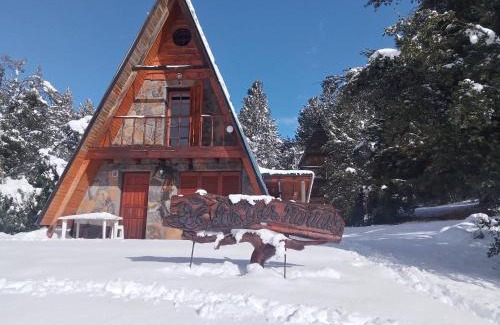 Villa Pehuenia Ski Chalet | Cabañas las tres Marías