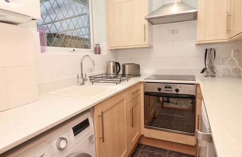 Exmouth Cottage | Cabin ∙ 1 bedroom ∙ 2 guests