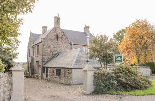 Duddo Cottage | Cabin ∙ 1 bedroom ∙ 2 guests