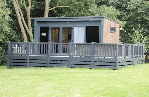 Church Stoke Cottage | Cabin ∙ 1 bedroom ∙ 3 guests