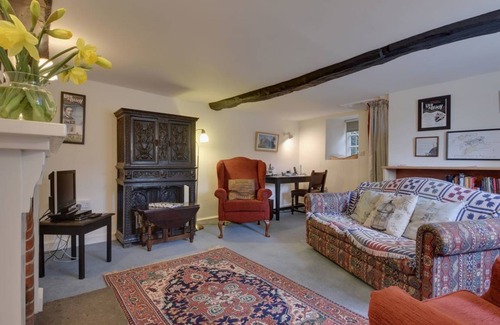 Lewtrenchard Cottage | Cabin ∙ 2 bedrooms ∙ 4 guests
