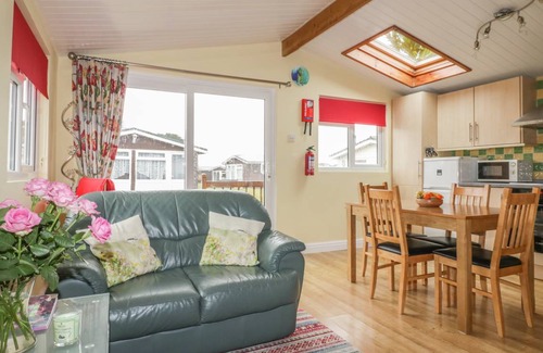Padstow Cottage | Cabin ∙ 2 bedrooms ∙ 4 guests