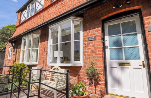 Malpas Cottage | Cabin ∙ 2 bedrooms ∙ 3 guests