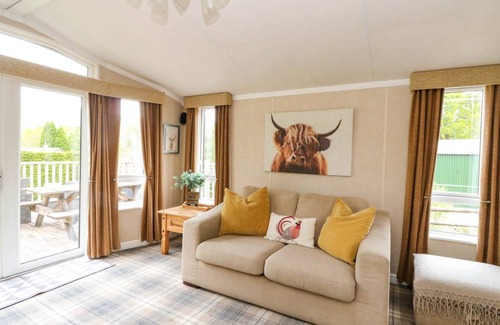 Fort William Cottage | Cabin ∙ 2 bedrooms ∙ 4 guests