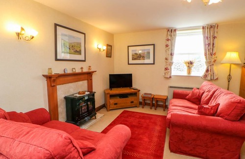 Carperby Cottage | Cabin ∙ 2 bedrooms ∙ 4 guests