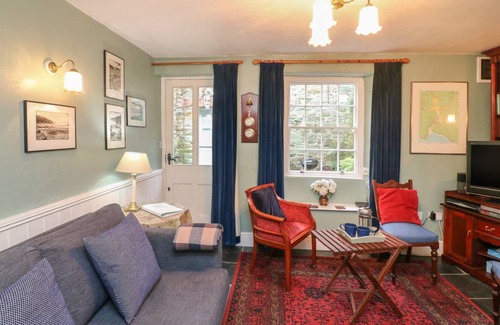 Salcombe Cottage | Cabin ∙ 2 bedrooms ∙ 4 guests