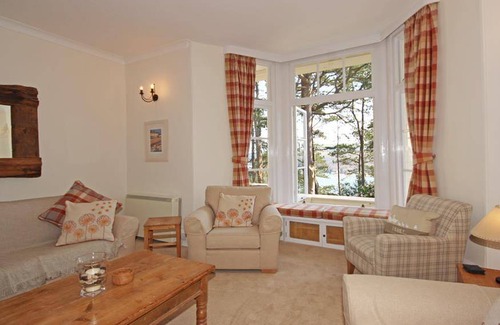 Salcombe Cottage | Cabin ∙ 2 bedrooms ∙ 4 guests