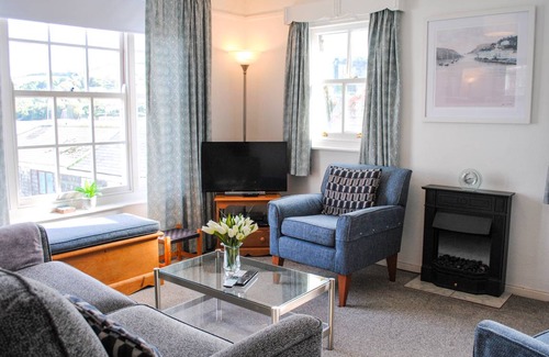 Salcombe Cottage | Cabin ∙ 2 bedrooms ∙ 4 guests