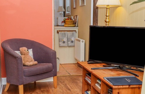 Ninfield Cottage | Cabin ∙ 2 bedrooms ∙ 5 guests
