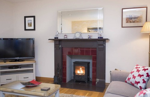 Llandwrog Cottage | Cabin ∙ 2 bedrooms ∙ 4 guests