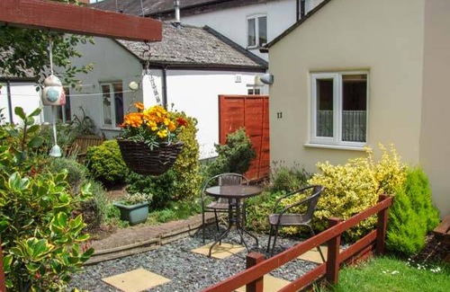 Stratford-upon-Avon Cottage | Cabin ∙ 2 bedrooms ∙ 3 guests