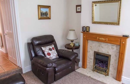 Stratford-upon-Avon Cottage | Cabin ∙ 2 bedrooms ∙ 3 guests