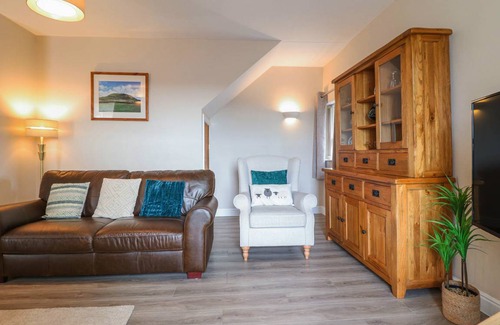 Dyffryn Ardudwy Cottage | Cabin ∙ 3 bedrooms ∙ 6 guests
