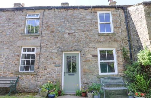 Langthwaite Cottage | Cabin ∙ 3 bedrooms ∙ 6 guests