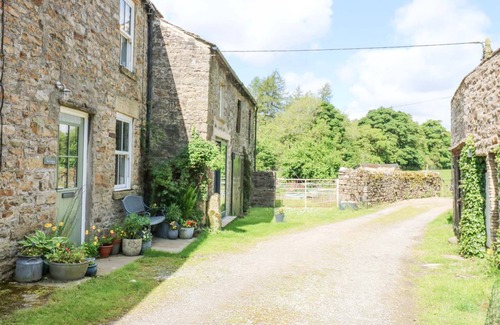 Langthwaite Cottage | Cabin ∙ 3 bedrooms ∙ 6 guests