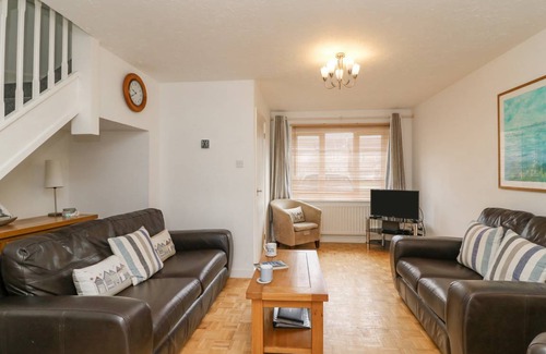 Wyke Regis Cottage | Cabin ∙ 3 bedrooms ∙ 5 guests