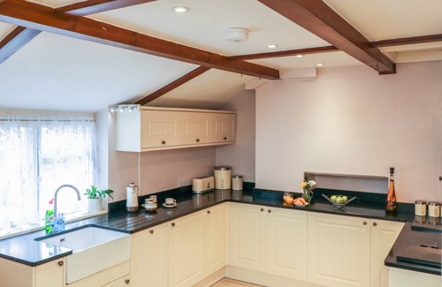 Dunster Cottage | Cabin ∙ 3 bedrooms ∙ 6 guests