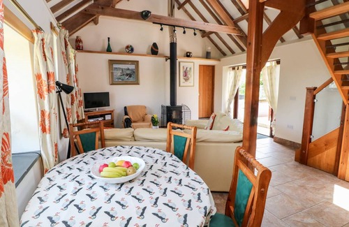 St Brides Cottage | Cabin ∙ 3 bedrooms ∙ 6 guests