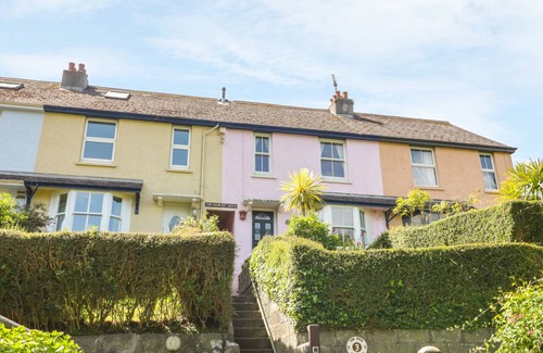 Salcombe Cottage | Cabin ∙ 3 bedrooms ∙ 6 guests