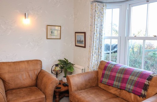 Salcombe Cottage | Cabin ∙ 3 bedrooms ∙ 6 guests