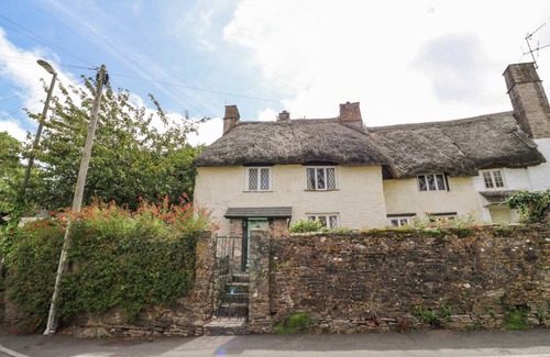 Brixham Cottage | Cabin ∙ 4 bedrooms ∙ 8 guests