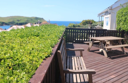 Hope-Cove Cottage | Cabin ∙ 4 bedrooms ∙ 8 guests