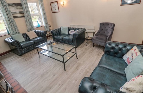 Longhirst Cottage | Cabin ∙ 5 bedrooms ∙ 11 guests
