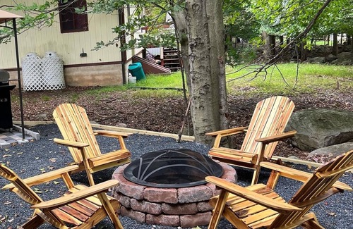 Tobyhanna Cabin | Cabin for up to 10 People !