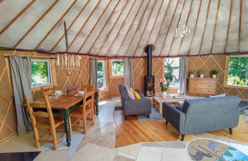 Radstock Cottage | Cabin ∙ 1 bedroom ∙ 2 guests