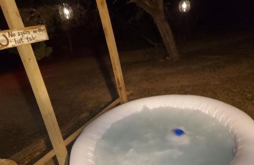 Bandera House | Cabin in the Woods under the Stars with HOT TUB