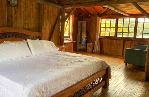 Guatape Cottage | Cabin with exit to the lake and view of the stone - Guatapé - Colombia