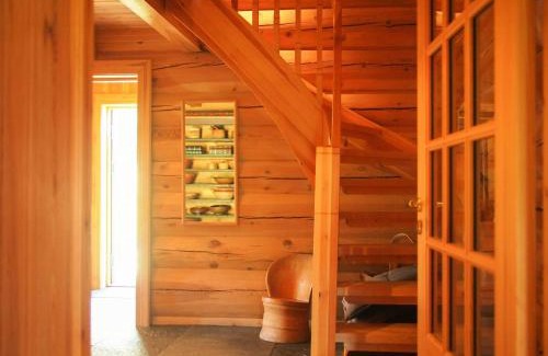 Atra House | Cabin With Wooden Interior By Lake Tinnsjøen