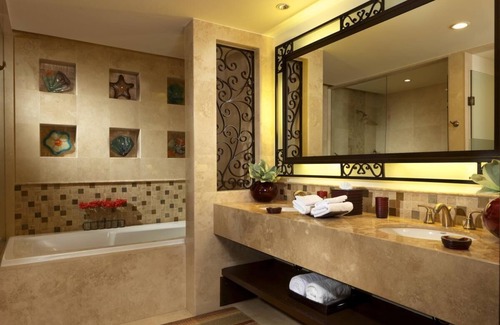 Centro Resort | Cabo Oceanfront Luxury Resort