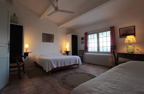 Saintes-Maries-de-la-Mer Hotel | Cacharel