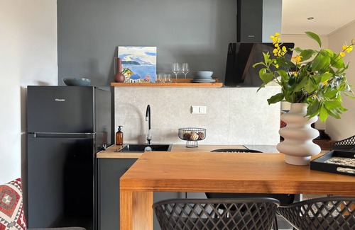 Vassilias Apartment | CACTUS SUPERB SUITE WITH PRIVATE POOL AND STUNNING SEA VIEWS