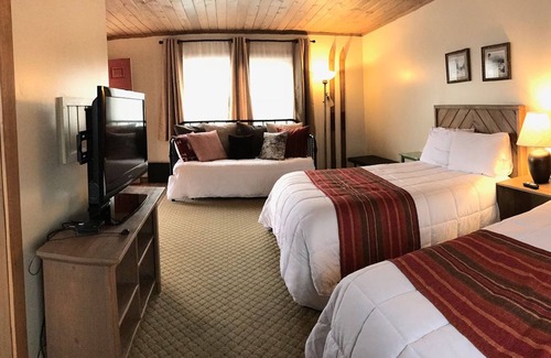 Wilmington Hotel | Cadence Lodge at Whiteface