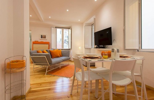 Misericordia Apartment | CAIS SODRÉ DUPLEX by HOMING
