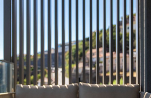 Estrela da Calheta Apartment | Calheta Hills III – Modern Retreat with Sea View