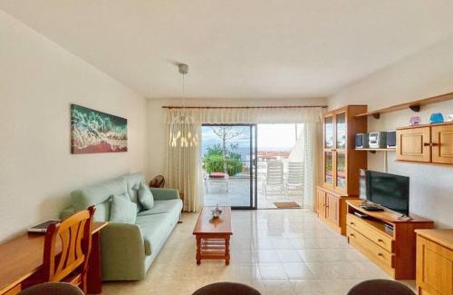 Los Gigantes Apartment | Calle Tamara 2-9