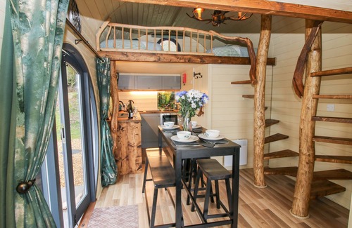 Kingswood Cottage | Callow Pod