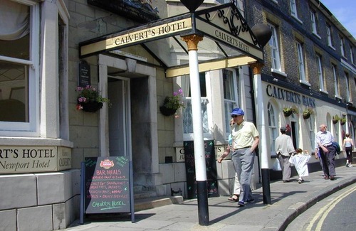Newport Hotel | Calverts Hotel - Newport, Isle of Wight - RETURN CAR FERRY FROM 89 POUNDS