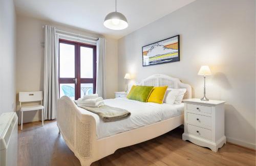 Spitalfields Apartment | Calvin Street converted warehouse