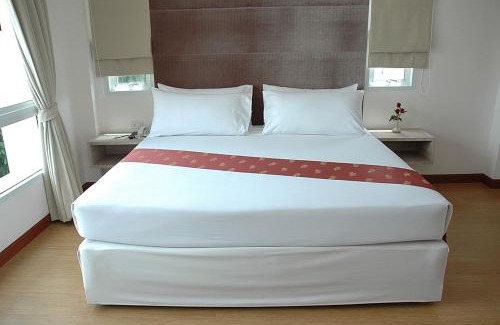 Samsen Nok Hotel | Calypzo 2 Ratchada 20