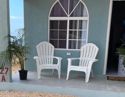 Discovery Bay House | Camelot Seaview Villa