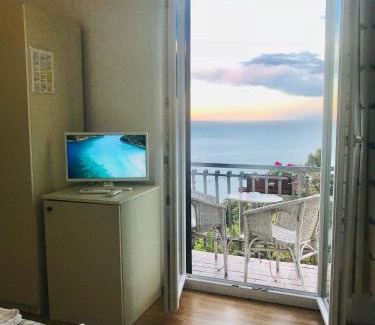 Sirolo House | Camera Vista Mare Sunrise-Top Panorama-Only Adults