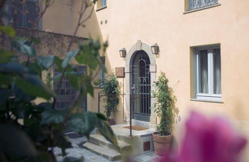 Castagneto Carducci Bed & Breakfast | Camere di Via Montebello
