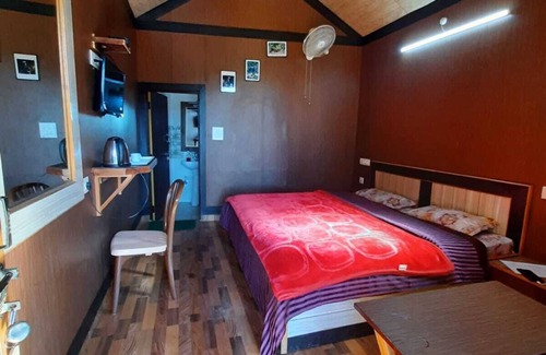 Pangot Hotel | Camp Mehi Nature Resort