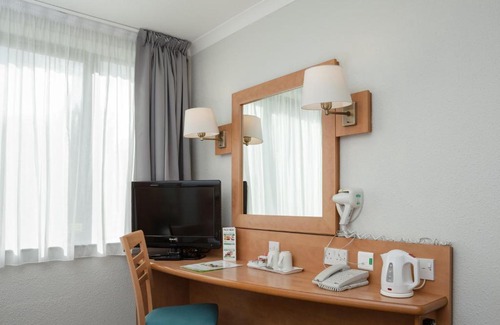 Stone Hotel | Campanile Hotel Dartford