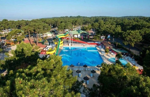 Les Mathes House | Camping - Funpass inclus - Piscine - ccaegff