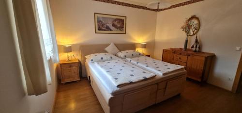 Grosskirchheim House | Camping Gasthof Zirknitzer
